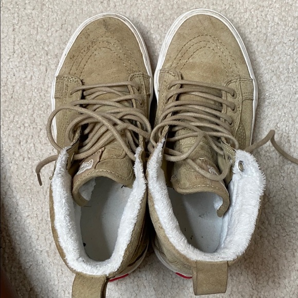 Furry Vans - Picture 3 of 3